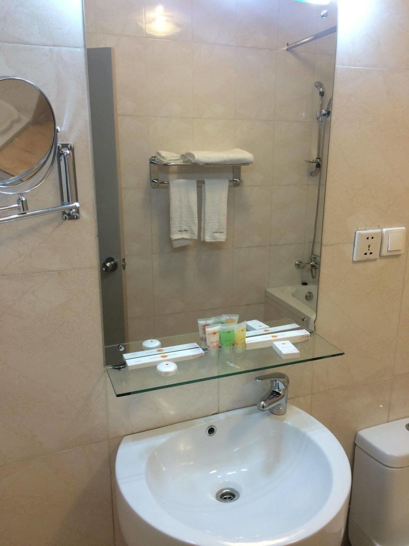 Gloria Hotel Kigali Dış mekan fotoğraf
