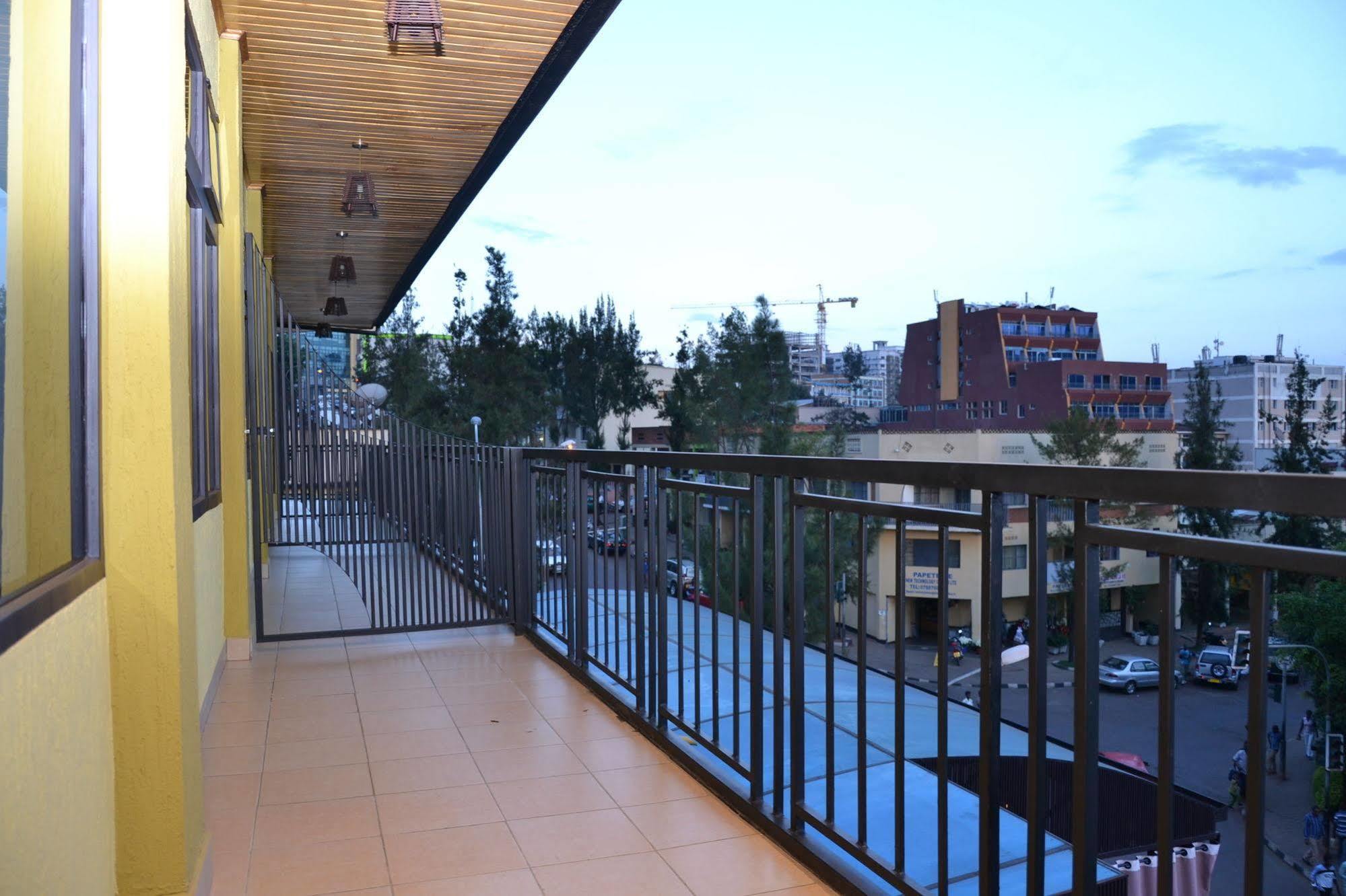 Gloria Hotel Kigali Dış mekan fotoğraf