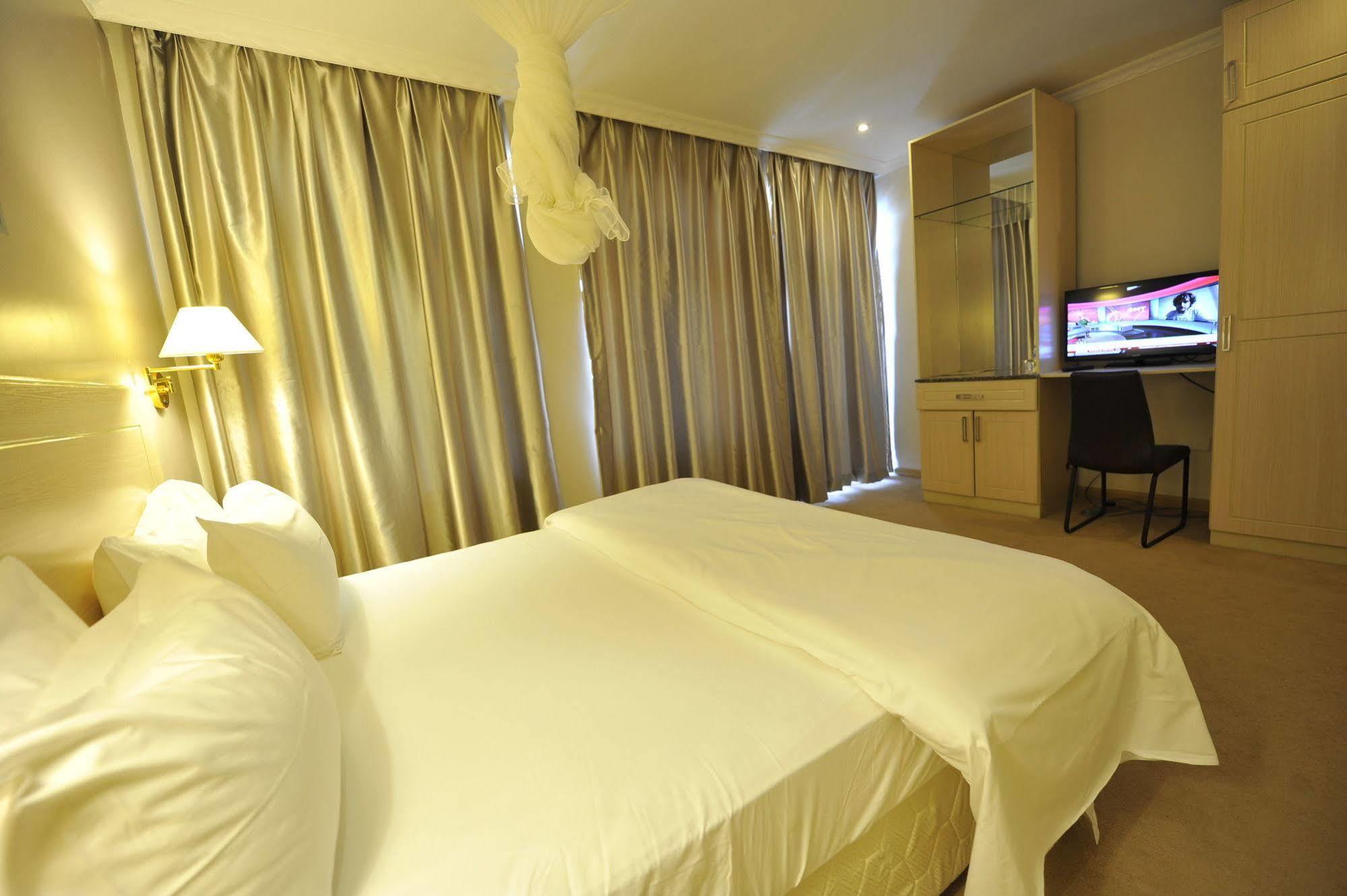 Gloria Hotel Kigali Dış mekan fotoğraf